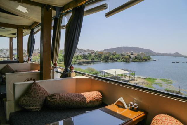 Hotel Sargam Sadan Udaipur Exterior photo