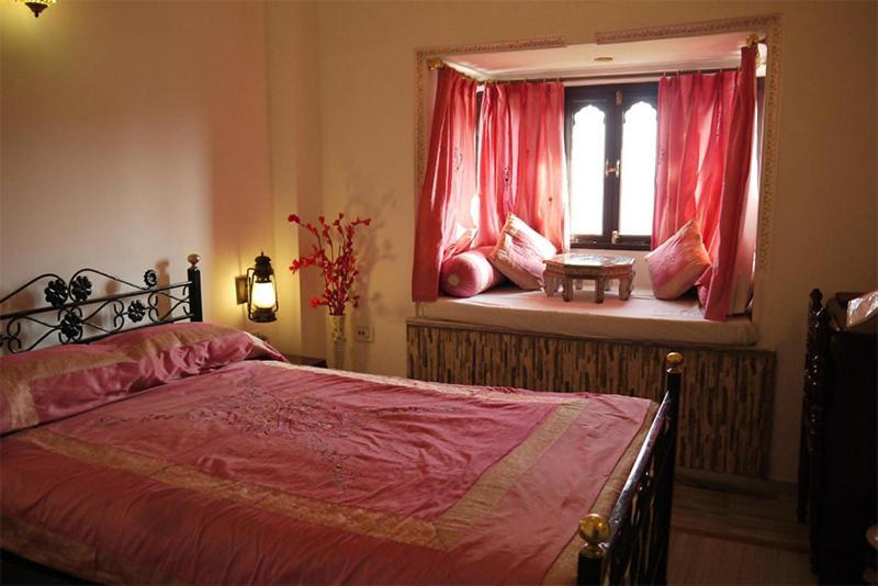 Hotel Sargam Sadan Udaipur Exterior photo