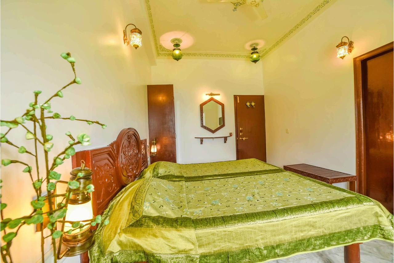 Hotel Sargam Sadan Udaipur Exterior photo