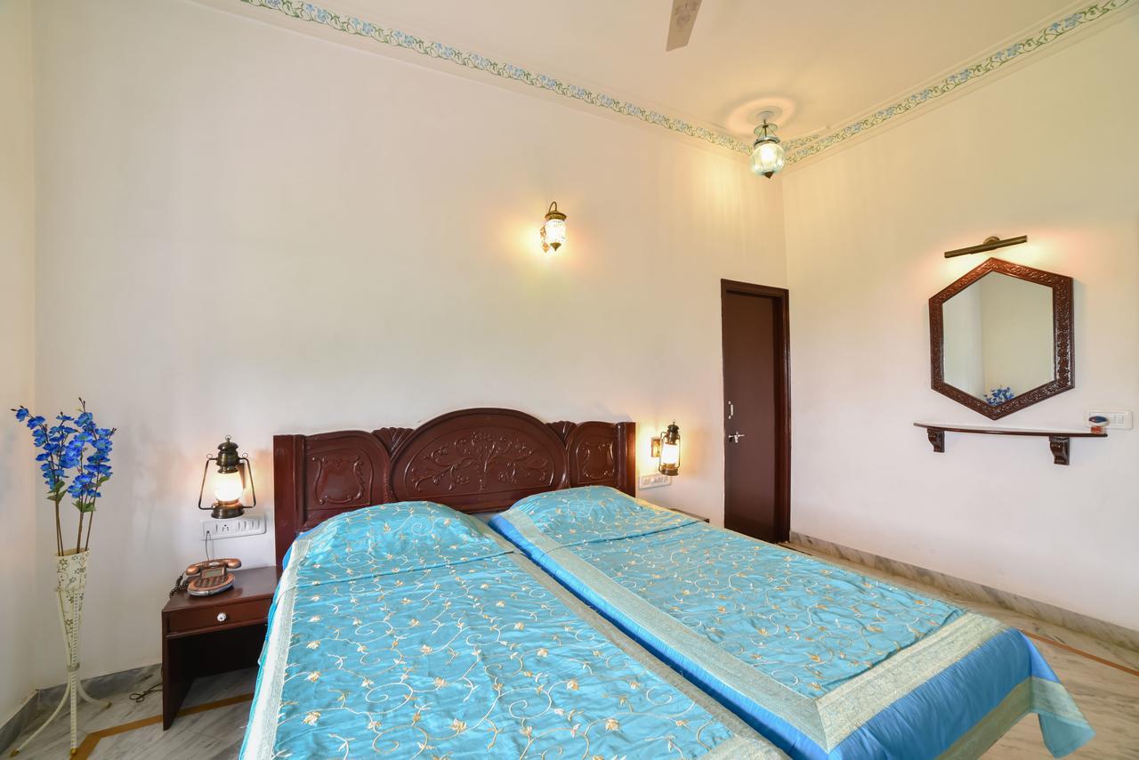 Hotel Sargam Sadan Udaipur Exterior photo