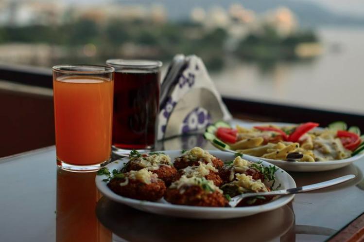 Hotel Sargam Sadan Udaipur Exterior photo